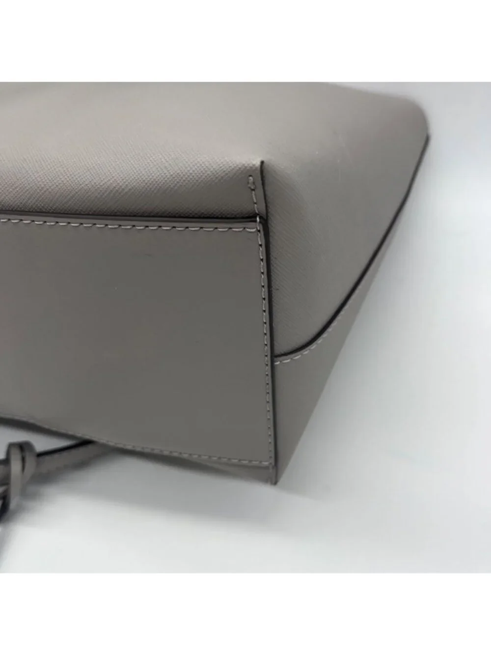 Michael Kors Pearl Grey Coated Canvas Sheila Tote
